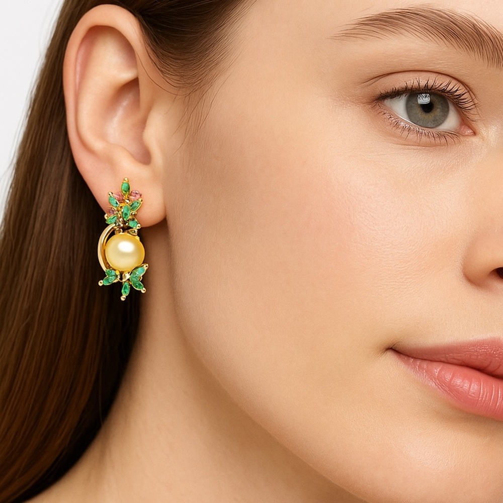 Swarovski Crystals Kirilina Pearl Earrings - Picture 5 of 5
